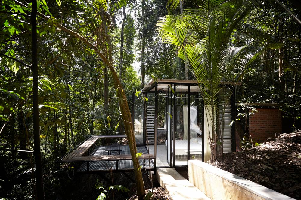 glass box 1 at sekeping serendah