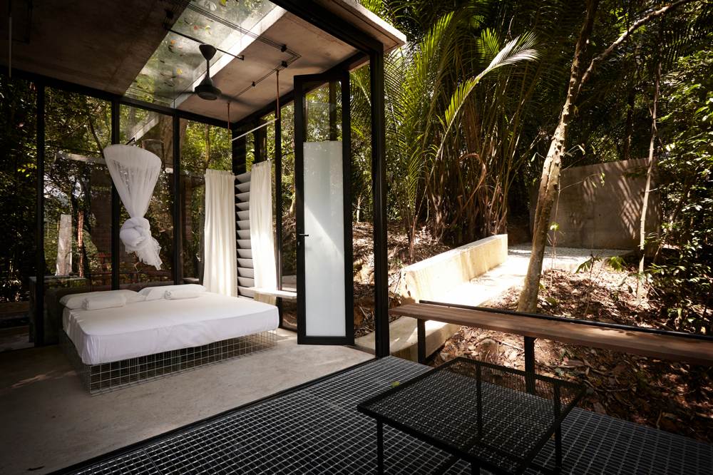 glass box 1 at sekeping serendah