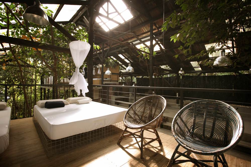 Warehouse 1 at sekeping serendah