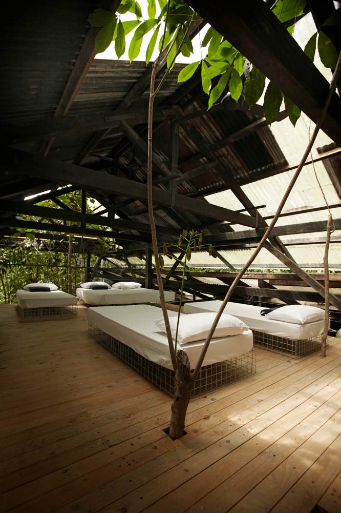 Warehouse 2 at sekeping serendah